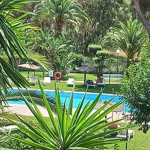 Puerto Banus Con Piscina Apartment